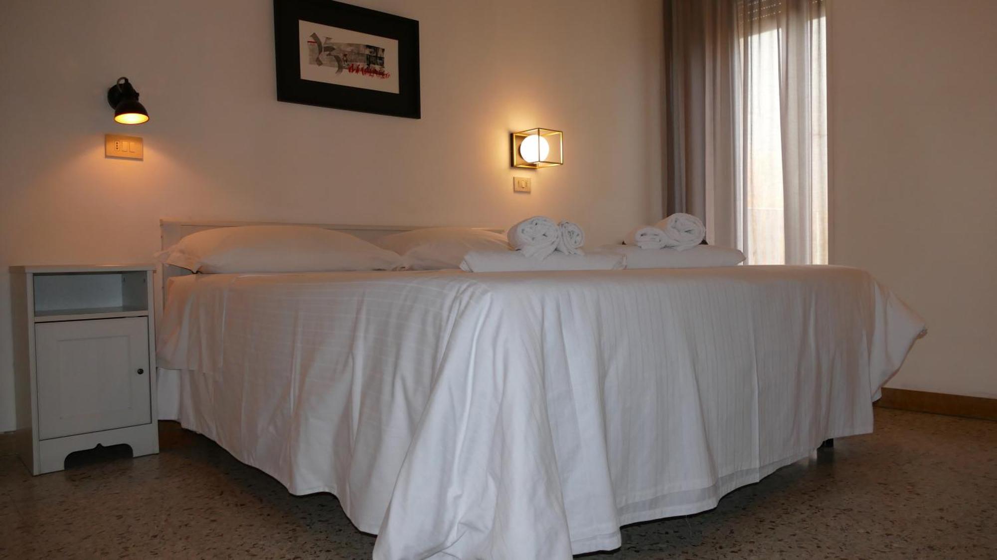 Hotel Spring Rimini Exterior foto
