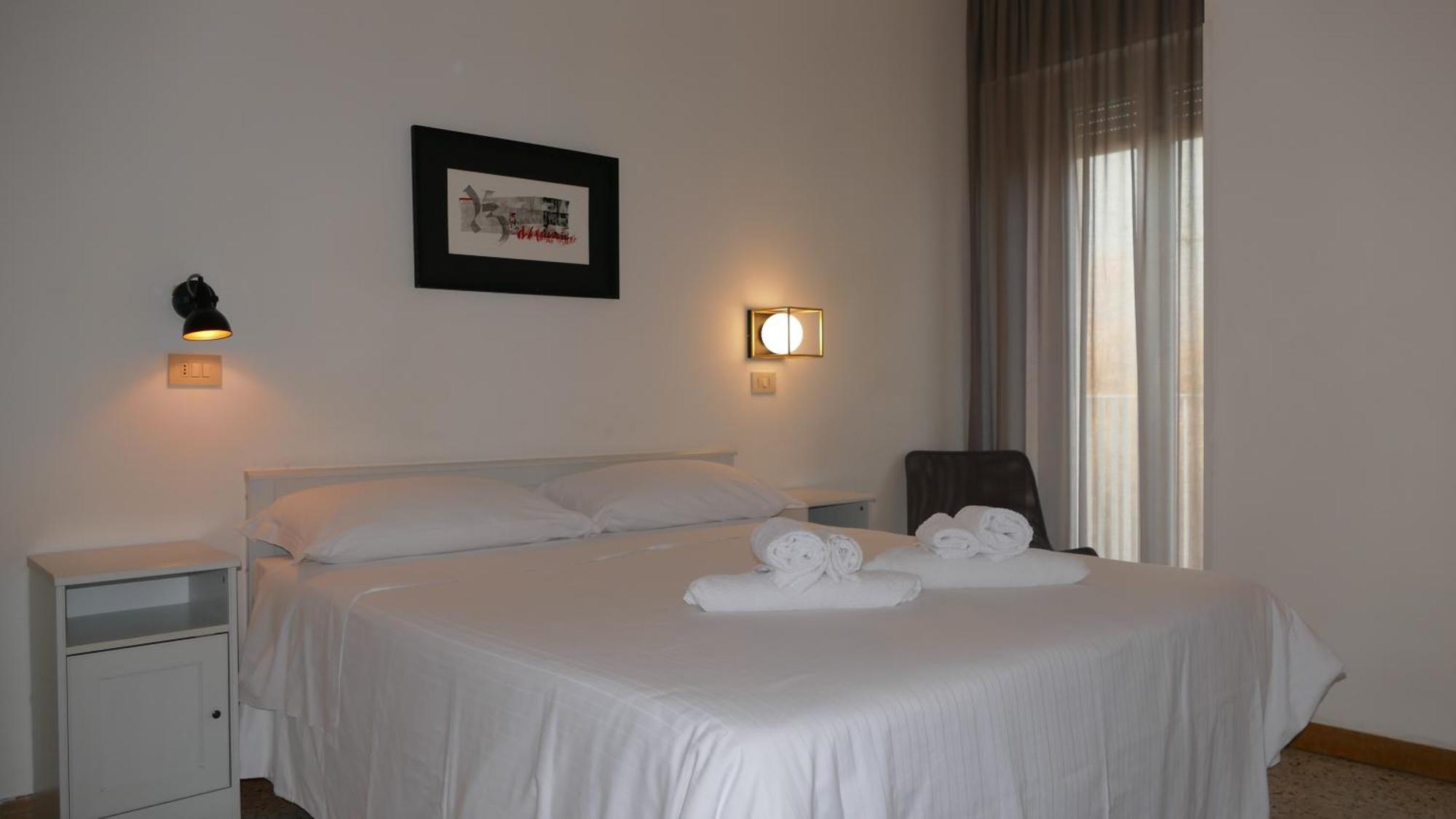 Hotel Spring Rimini Exterior foto